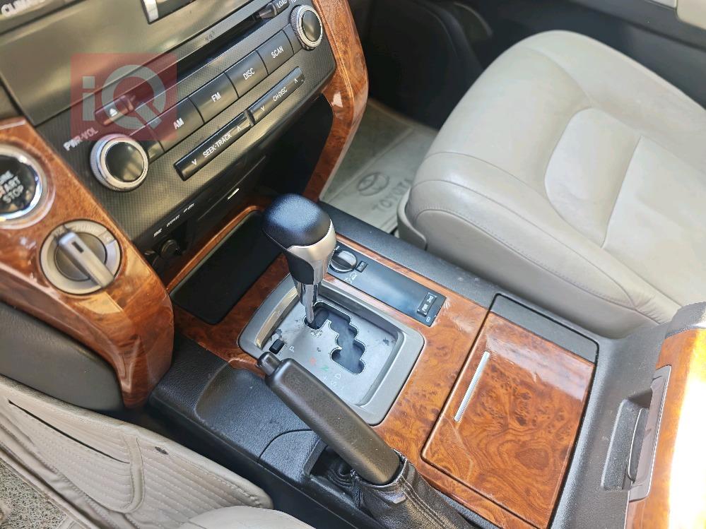 تويوتا لاندكروزر